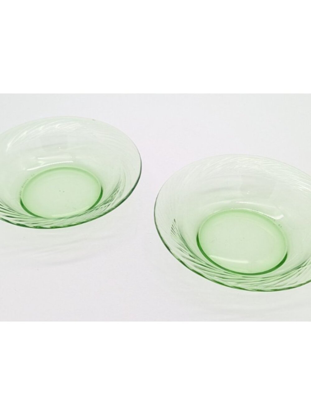 2 Festiva Green Pyrex 7" Bowls Vintage. Not Uranium one is flawed